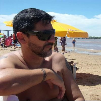 Fabiesperanzaok's profile picture. Taurino, esposo de la mejor mujer del mundo, orgulloso padre de 4 hijos hermosos y fana del más grande: River Plate!!!