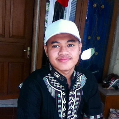 rezamaulana73's profile picture. 