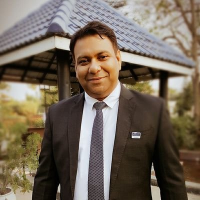 Naveendixit007's profile picture. Be realistic