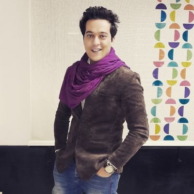 رئيس نقابة العائدين من المولد بلا حمص
