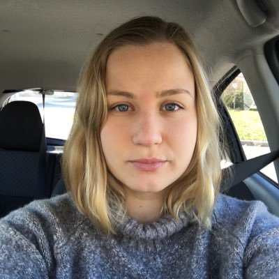 michelleinwords's profile picture. 