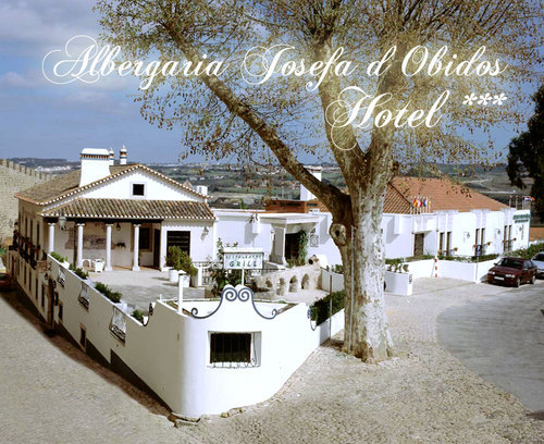 Somos um hotel de 3 estrelas e Restaurante na vila medieval de Óbidos. We are a 3 star Hotel, with restaurant in Óbidos Medieval Town in Portugal.