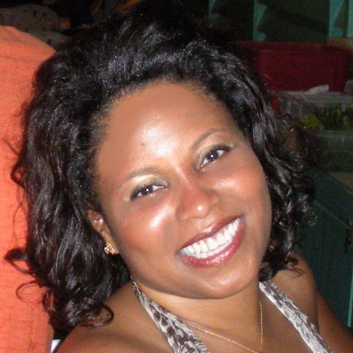 Theonlyrobyn's profile picture. newsaholic...cloud technology expert...webdesigner... social media expert