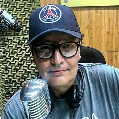 Formado em Relações Internacionais. Radialista apresentador do programa Love Times na Litoral FM das 22hs à uma da manhã de segunda a sexta
https://t.co/HnxkQuIvzO