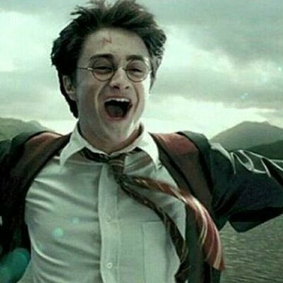 Мальчик который выжил ⚡
Волдик, я нашел прикольное место где делают пирсинг в носу 😂