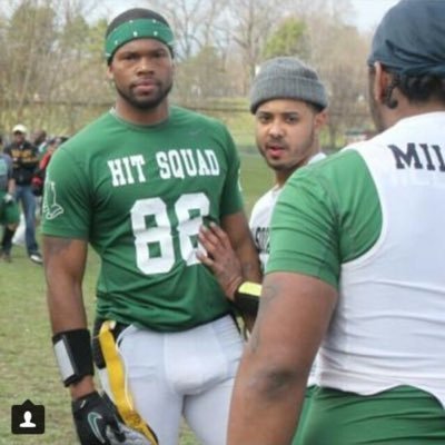 JMacon87's profile picture. Niggas want a bitch, Kings want a queen, I'm somewhere in between #RealFromDay1