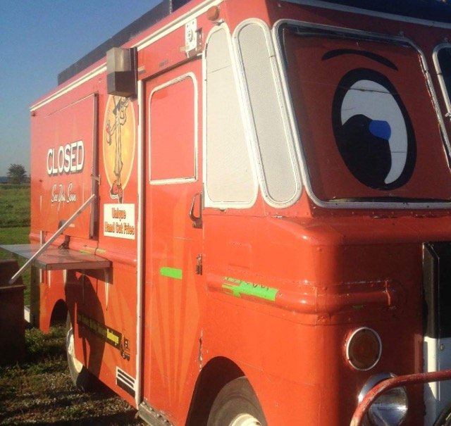 Hawt Potato is a food truck located in Strathroy Ontario. Open daily Mon-Fri at 10am all our food is prepared fresh and cooked to order. Debit is available.