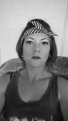 Louisew86983321's profile picture. 