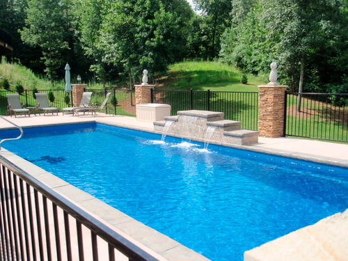 Co-owner of Earl's Pools of Alabama, providing sales/service of pools and spas.