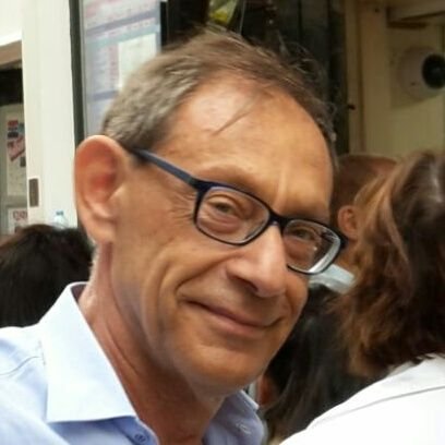 viguarda's profile picture. Appassionato lettore di tweet altrui. Nei ritagli di tempo, statistico sanitario. Avid tweet reader in English too. @viguarda@mas.to