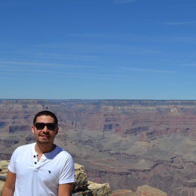 Ingeniero Industrial - UTP. Emprendedor, ambicioso, soñador. Amante del fútbol, la tecnología, y de viajar.
