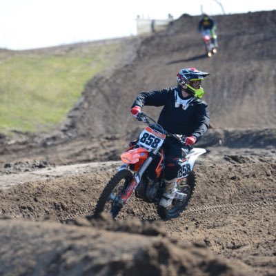 ChadTBoss's profile picture. 