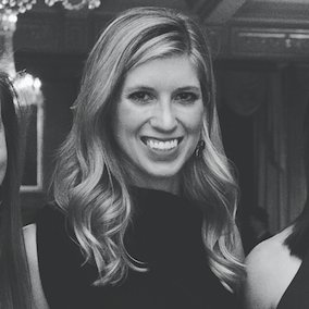 LaurenLeva's profile picture. marketing veep @grafik_agency