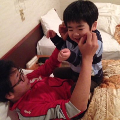 yaaaaasuhiro's profile picture. 福岡⇨浜松→福岡 tennis🎾フィラ　張人