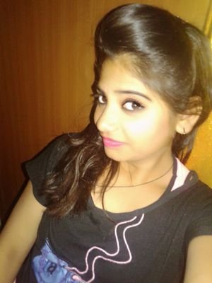 heenasaini11's profile picture. i love actor my wise make this actor help me moji actor ban na h