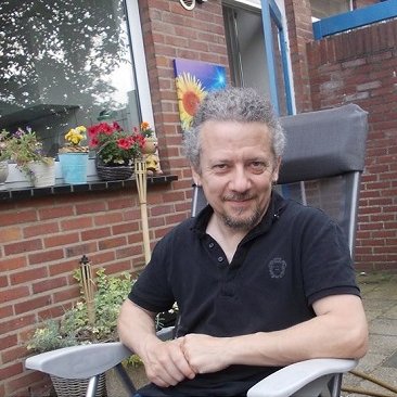 PaoloDeBer's profile picture. Ciao a tutti.
Come si capisce dalla foto del profilo, una mia passione grande é la pittura. Ho anche un sito: https://t.co/wvfKvdIWwB.