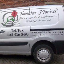 Family-run floristry - for all your floral requirements - whatever the occasion. 40 Thackerays Lane, Woodthorpe, Nottingham NG5 4HQ. Tel: 0115 926 5493.