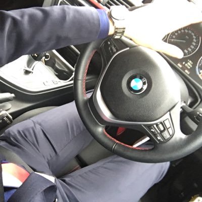 r_z_3534's profile picture. ▪️飲食店兼アフィリエイター▪️24歳▪️趣味はサーフィン▪️↓LINE登録して学べば人生変わるかも！？↓