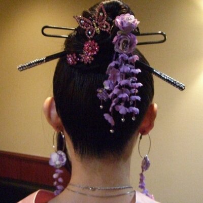 Yoo Lica アメブロ見てたら 若槻千夏さん 新しいブランドの名前 を Fajyancil ファジャンシル と着けたらしい これ 韓国語で化粧室 トイレ って意味 彼女 最初のブランドの名前 も W C 若槻千夏のアルファベット