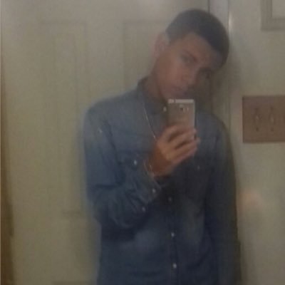 dante_gon's profile picture. Music is my passion🎤 ,13-15 years old  now .sales ,business  in telemarketing,acting theater. Amazing Books📖📓📝 Pop Culture. Weird