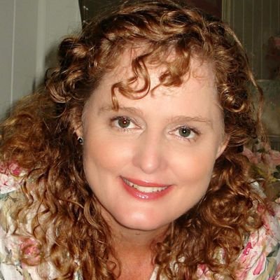 AnnWindow's profile picture. Artist, photographer and inventor of fun board games.