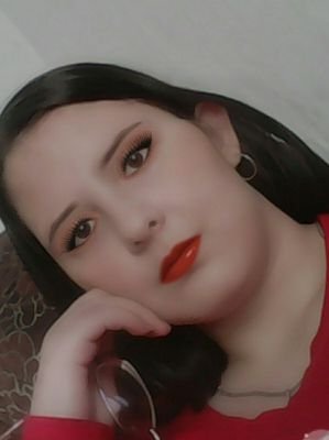 Я люблю играть на музыкальных инструментах.