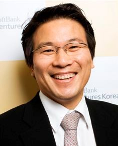 nicestevie's profile picture. VC & CEO: Mega Trend; 진인사대천명; 네 자신을 알라; 늦었다고 생각할 때가 가장 빠르다; 평범이 비범이외다.