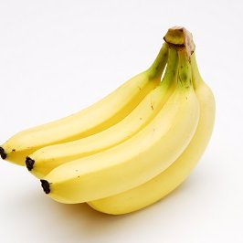 そんなバナナで40年。今までもこれからも。いつもそこにはバナナがいた。そんな僕も今はブライダル会社の総務部長。社長！バナナは経費で落ちますか？世界のバナナ好きの方、フォローお願いします。#banana #バナナマン #星野源 #ブライダル #バナナアート #きっとみつかるカフェ #乃木坂 #きとにゃ