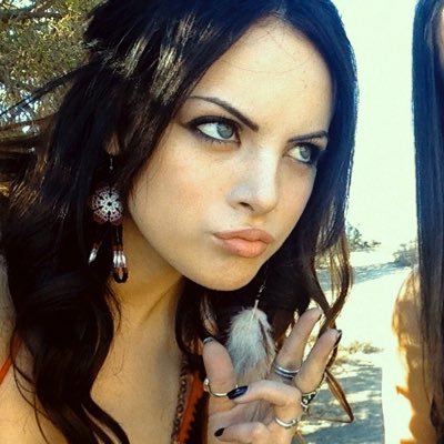 IccPrincess's profile picture. 