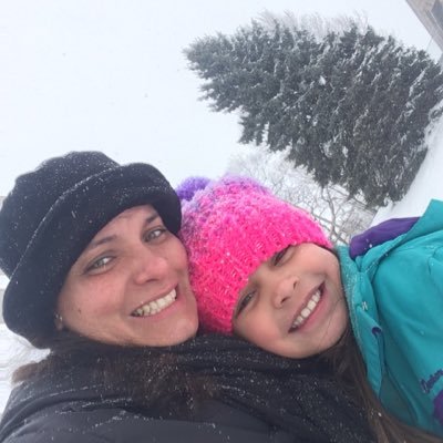 claudiadehung's profile picture. 