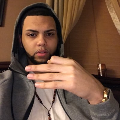 Eman_irving's profile picture. 