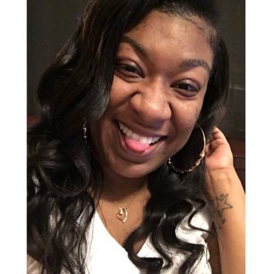 EbieJ_'s profile picture. Money is the motive #cuban #tr3schicas