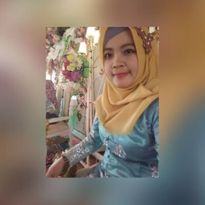 neviyantilubis's profile picture. Sederhana asal bahagia