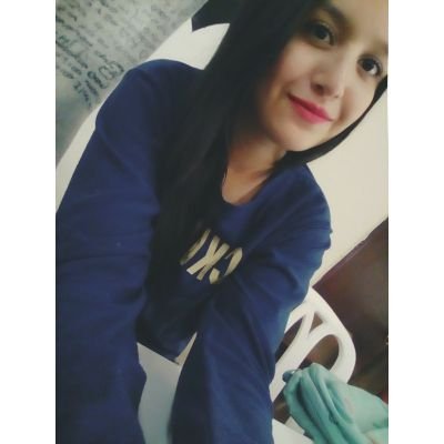 VanessaBM9911's profile picture. 