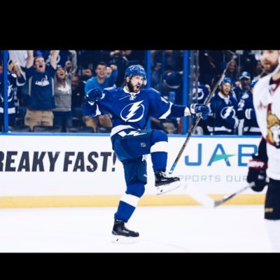 @tblightning 💙⚡️🏒🥅 regular account @trapmorgan