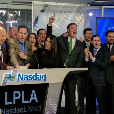 Father, Entrepreneur, Racing Driver. 
Securities are offered through, LPL Financial. Member FINRA/SIPC. https://t.co/7bxwWOWHPK https://t.co/03k2VHQrr6