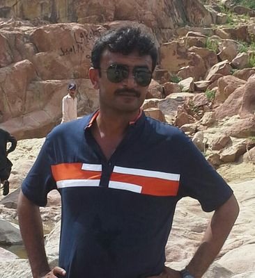 mUsman55140389's profile picture. 