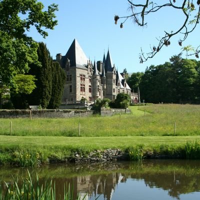 Aux portes de la Bretagne, a proximité de Rennes, Vitré et Fougères, le domaine du Boiscornillé accueille les visiteurs en été et toute l'année sur rendez-vous.