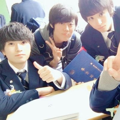 大学垢です！
日大理工学部まち工！
同じ学部学科のひとフォローお願いします(^-^)
無言フォローすみません！
本垢 @fook_0429