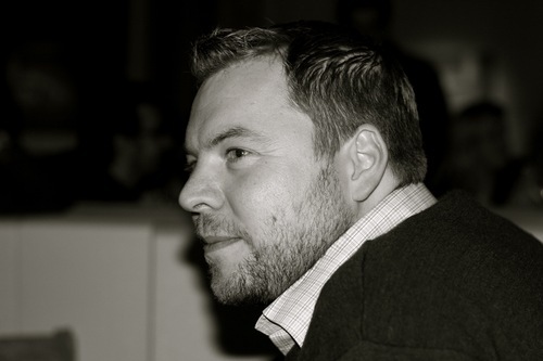 Creative Director at Wunderman Thompson. Into interactive & more. Loves craft. Book absorber. Proud father. A few more characters to wish you a wonderful day.