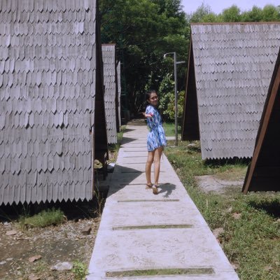 adhegatestrump's profile picture. someone said I'm a girl with a thousand dream #FreeHugForKids #Indonesiansunrisegirl