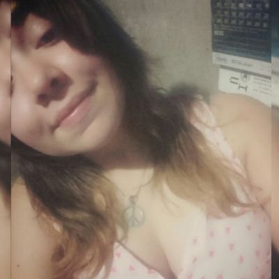 rociesposito's profile picture. Mama de una hermosa niña alexia 
@laliespos #soy #boomerang
voy hacia adelante a lo que quiero 
amo cantar 
activen mi wap 3564608072
