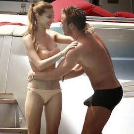 strip4321's profile picture. 