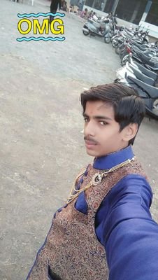 abhinariya's profile picture. #સિંહ નુ કોઇ દિવસ #ટોળુ ના હોય ,ને,
#દ્વારકાધીશ નુ આપેલુ #થોડુ ના હોય.

         || #_જય_દ્વારકાધીશ ||

                               #MR:-Abhi#