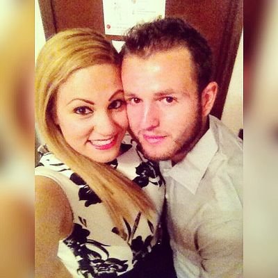 24 anni👸,
Laureata in Scienze e Tecniche Psicologiche😎, Laureanda in Psicologia clinica😍,
Sampdoria grande amore🔵◻🔴◼◻🔵,
tra Genova e Parma😍🚄