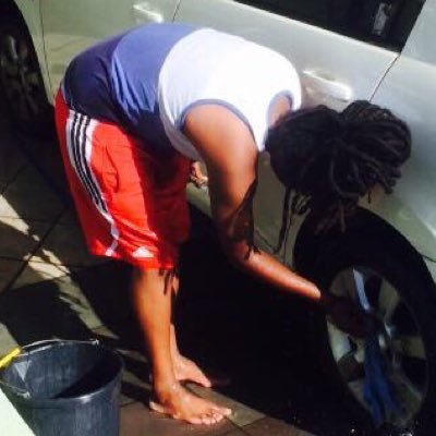 george_georgiee's profile picture. 