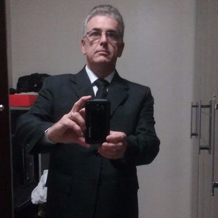 Corretor de Imóvel, tenho vários lançamentos em São Paulo, e também apartamentos para alugar, pra investidores na compra de seus Aptos, e executamos o aluguel.