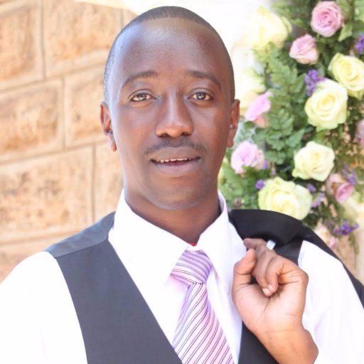 I’m a pastor who believes in spiritual, emotional, mental and physical wholeness (3John1:2). It is God who grants you good success through Jesus(Pro10:22).