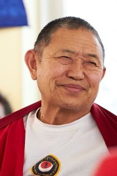 Khenpo Samdup's Vancouver Study Group is presenting teachings with H.E Garchen Rinpoche, May 5-7. 2017 in Vancouver, Canada.