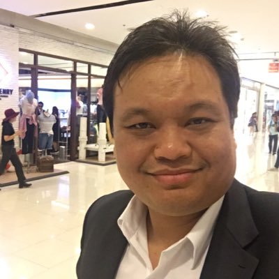 natawutn's profile picture. Just a normal University lecturer who obsesses with gadgets and Liverpool FC